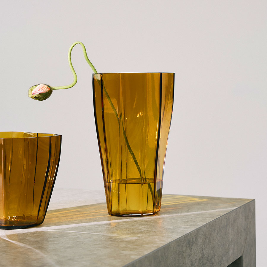 Reed Vase Amber Low