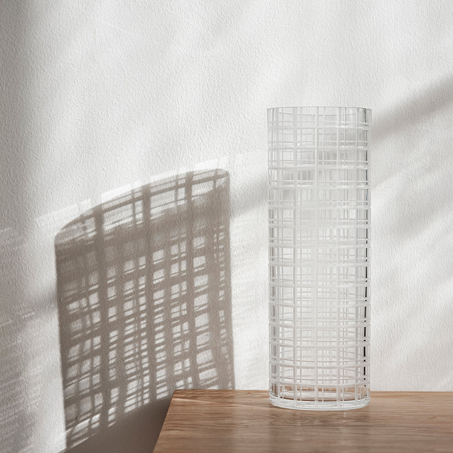 Cut In Number Checkered Vase Tall