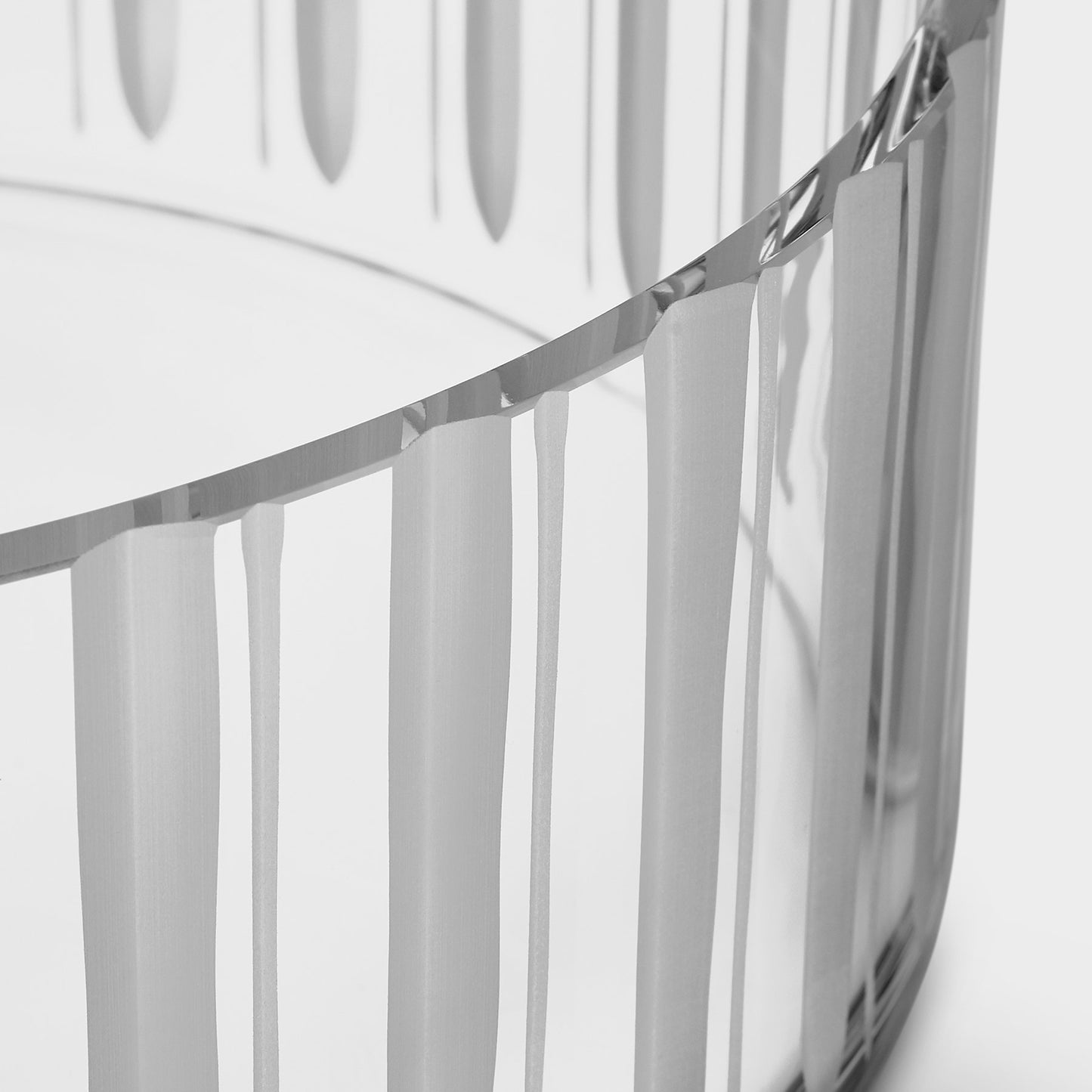 Cut In Number Checkered Bowl