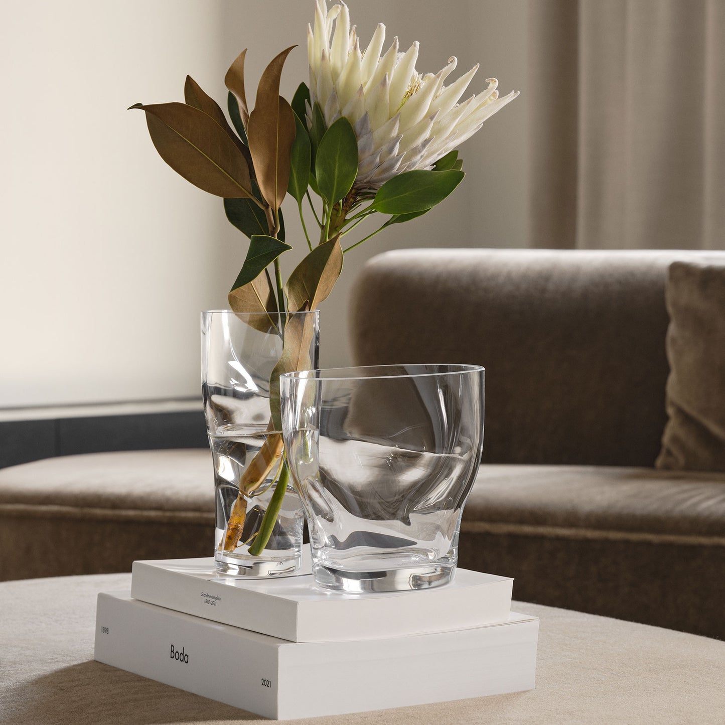 Squeeze Clear Tulip Vase