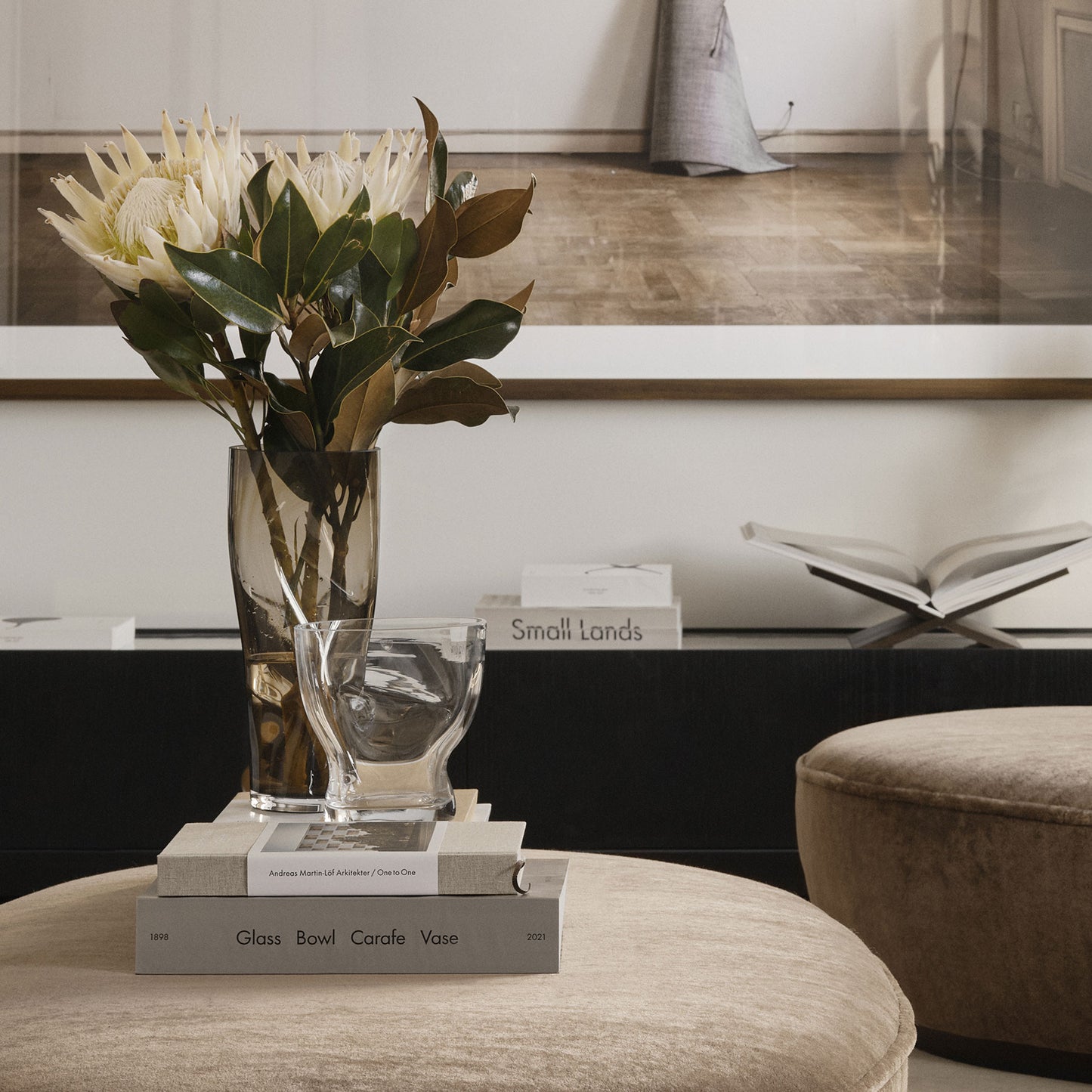 Squeeze Clear Tulip Vase