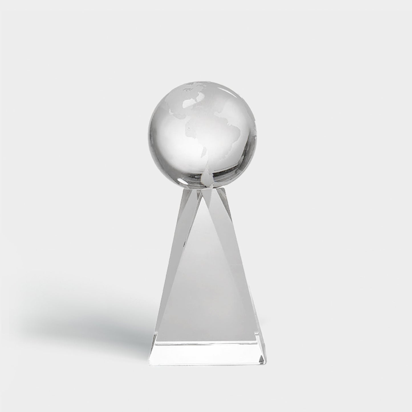 Monument Globe Medium