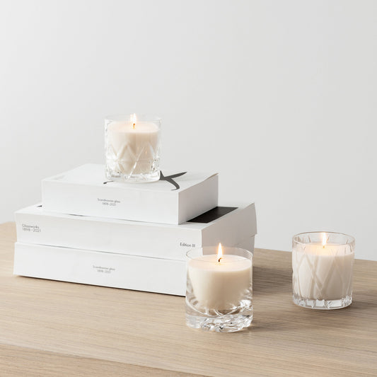 City Candle - Warm Amber and Oakmoss