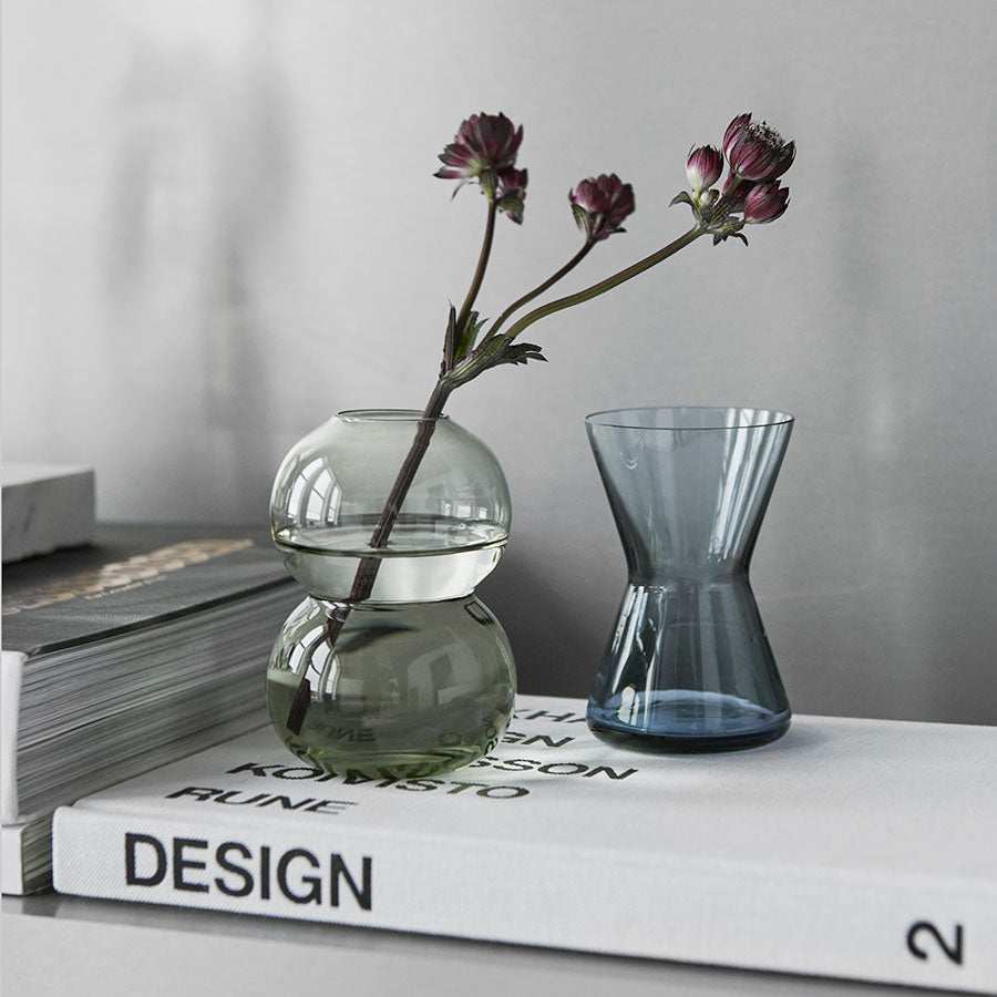 Midsummer Peach-Leaved Bellflower Vase